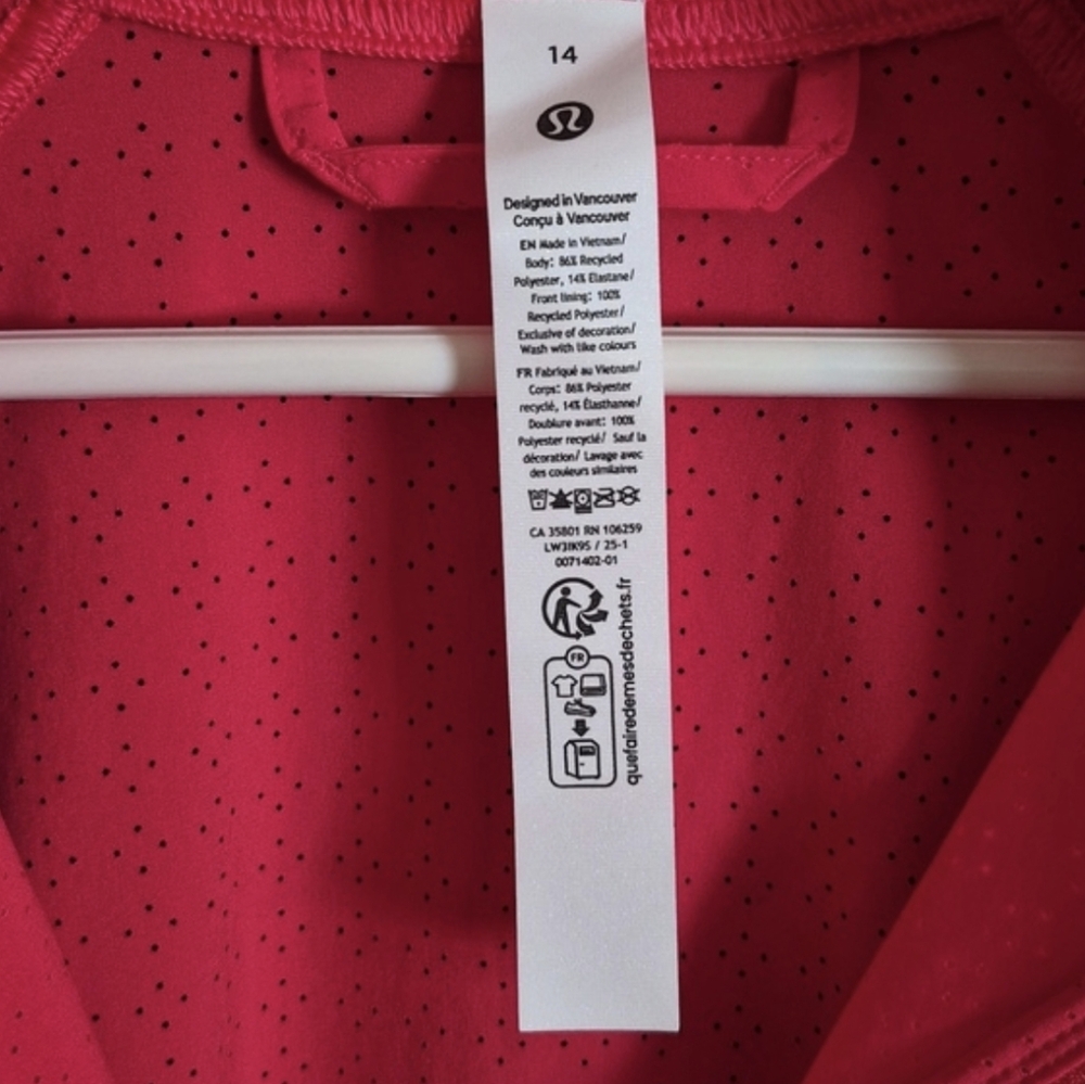 Lululemon Adapted State Perforated Track Jacket NWT Size 14 Red Glow - Picture 6 of 11